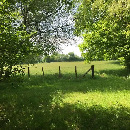 L'etang Du Perche مكان تخييم *